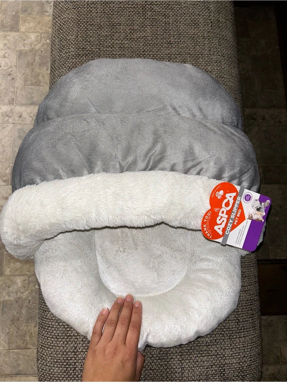 Small Pet Bed Cozy Slipper in Light Gray and Cream
